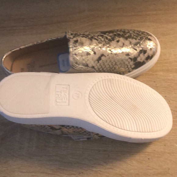 Time and true women’s memory foam shoes snake skin - Picture 7 of 7